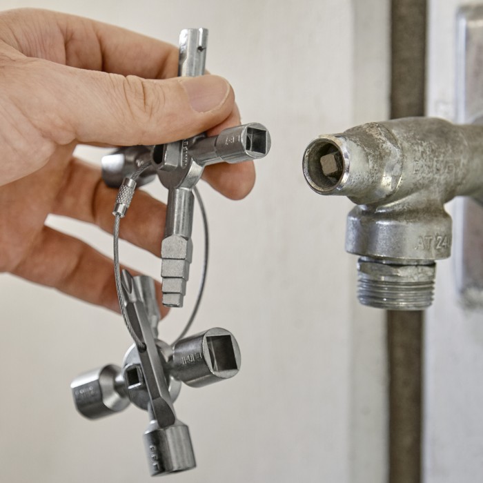 Llave para tableros eléctricos en cruz y sistemas de paso estándar 10 perfiles