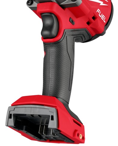 PROMO MILWAUKEE: Kit Pistola de impacto de 1/2" 1600 ft/lb + batería  XC 5.0 + 1 Cargador y bolso