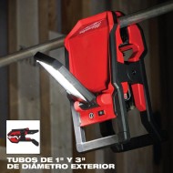 PROMO ABRIL: Linterna Milwaukee magnética tipo pinza M18™ ROVER™ (2358-20) 1500 lumens GRATIS: Batería M18™ FORGE™ XC 8.0 AMP