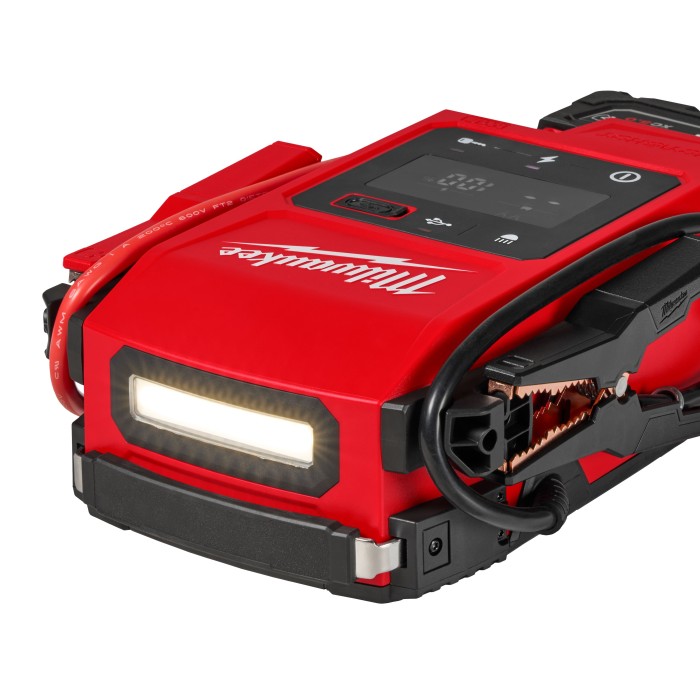 PROMO MILWAUKEE: Arrancador Milwaukee 1000 A M18™ (3841-20) GRATIS batería M18™ FORGE™ XC 8.0 AMP (48-11-1881)