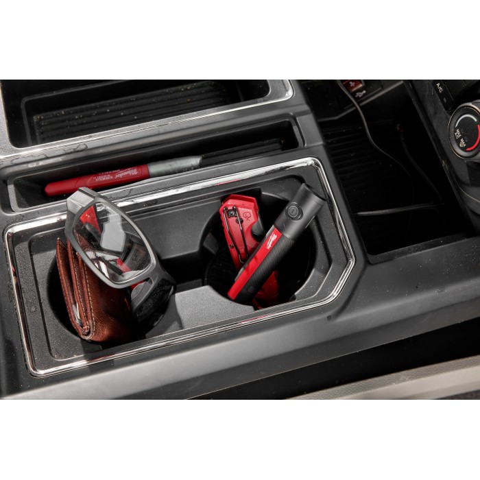 PROMO MILWAUKEE: Linterna de mano USB recargable Milwaukee 500 lúmenes (2011R)