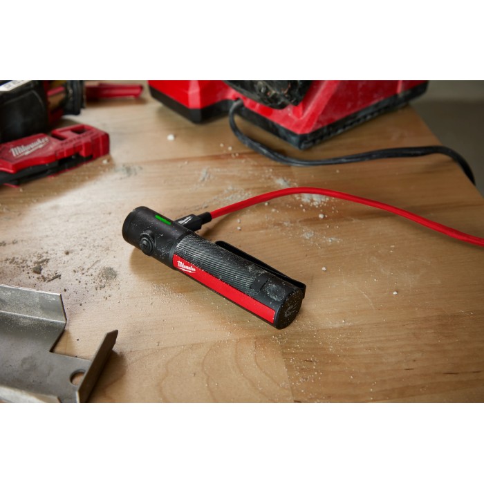 PROMO MILWAUKEE: Linterna de mano USB recargable Milwaukee 500 lúmenes (2011R)